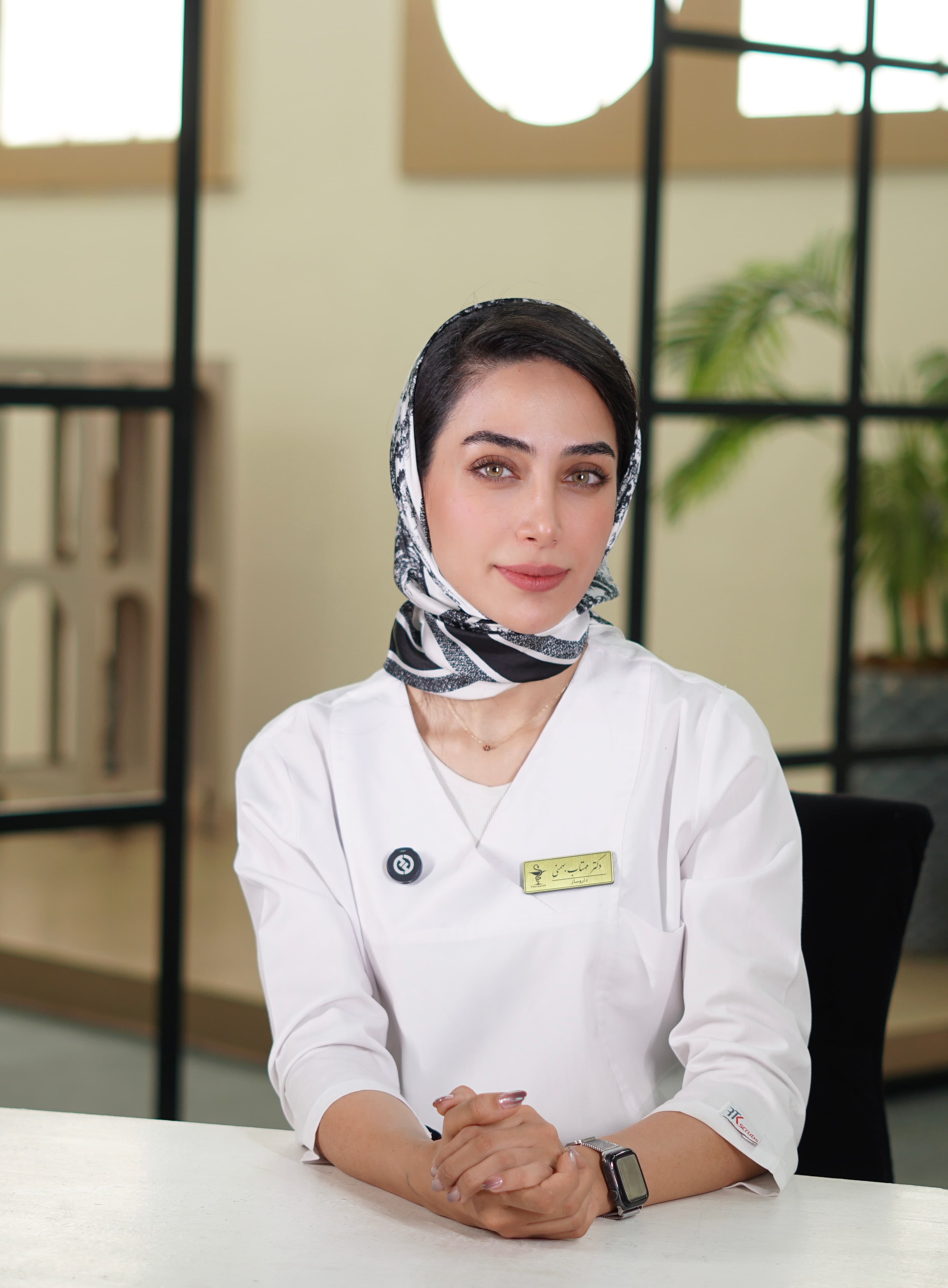 دکتر مهتاب بهمنی
